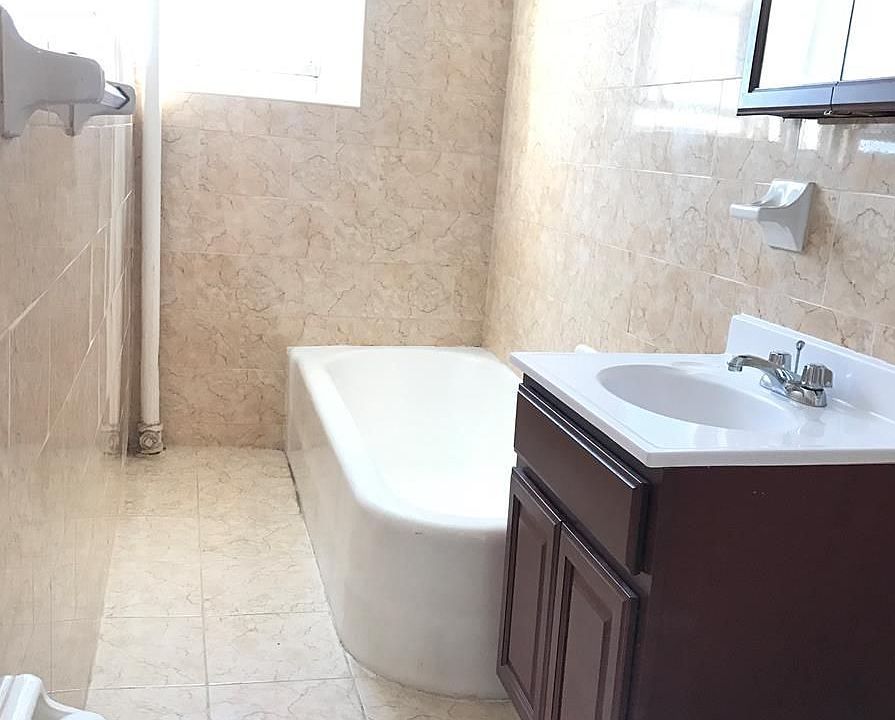 1st image of 74 Gatling Pl APT 6J