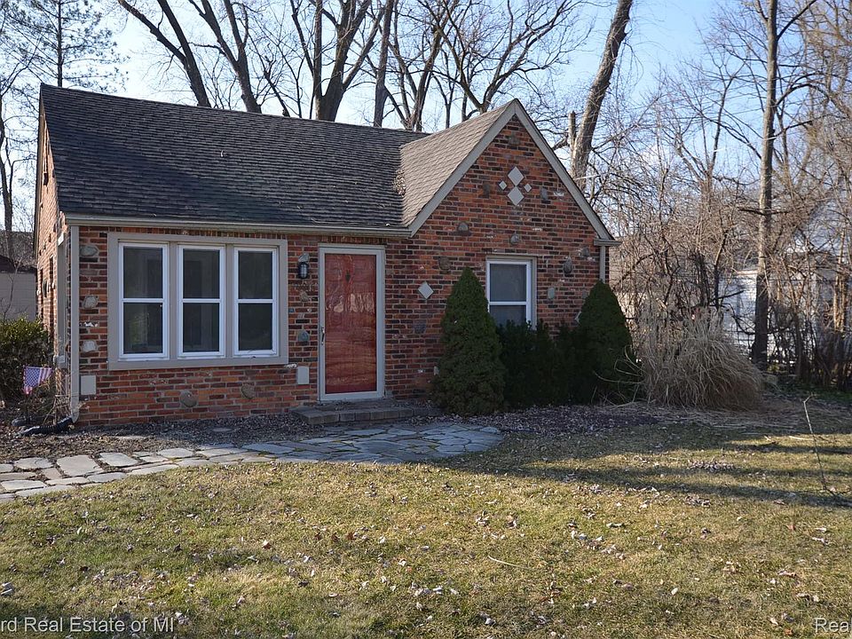 1st image of 20815 Randall St