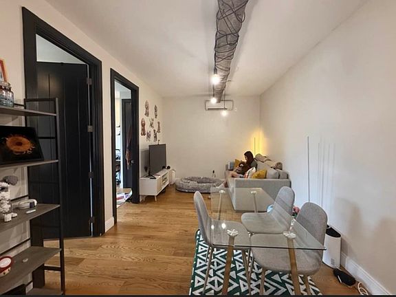 5th image of 691 Chauncey St #3A