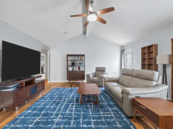 4075 Pedernales River Ln, Spring, TX 77386