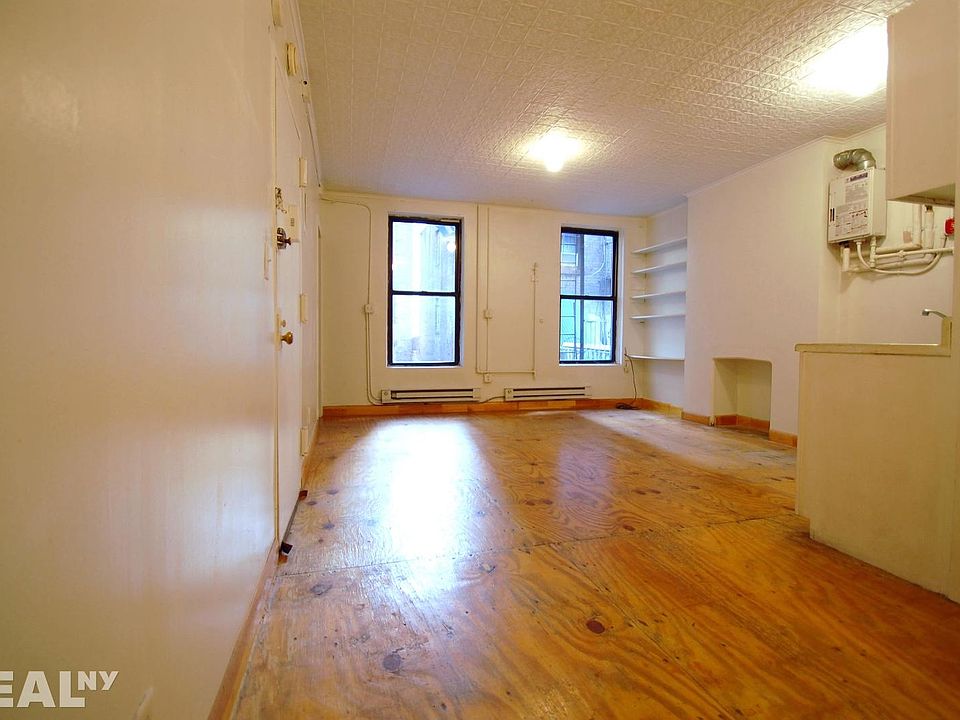 2nd image of 86 Eldridge St APT 1