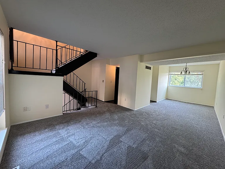 181 Carmel Woods Dr — Photo 13