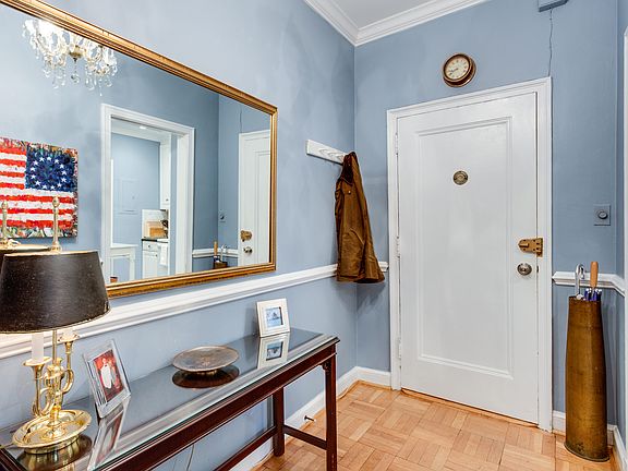5th image of 3051 Idaho Ave NW APT 125