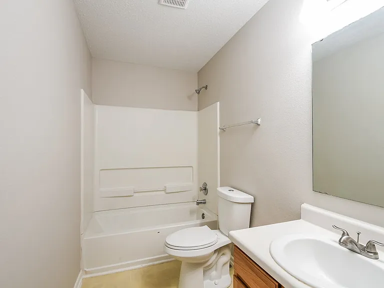 10916 Firefly Ct — Photo 15