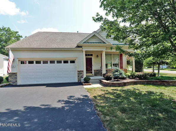 70 Heritage Point Boulevard, Barnegat, NJ 08005
