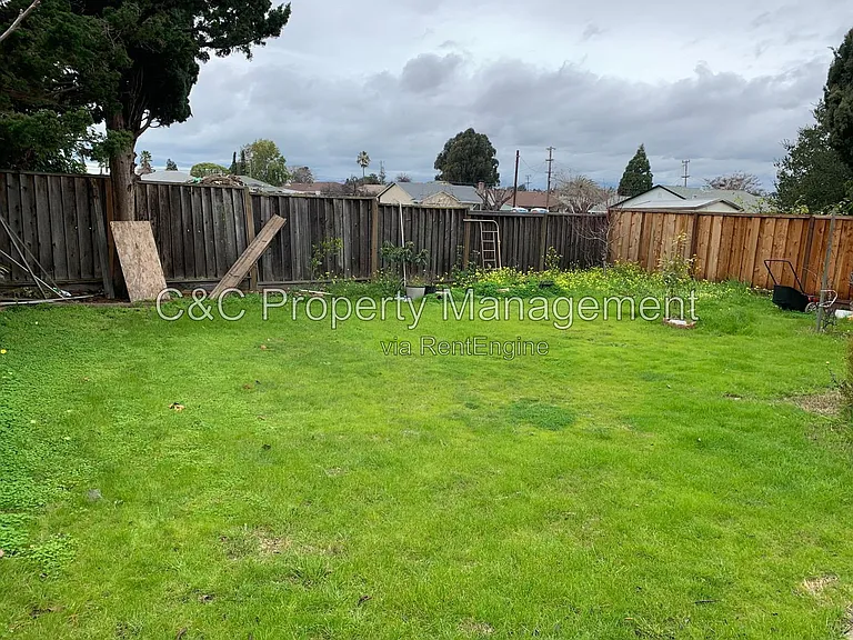 21925 Vernetti Way — Photo 17
