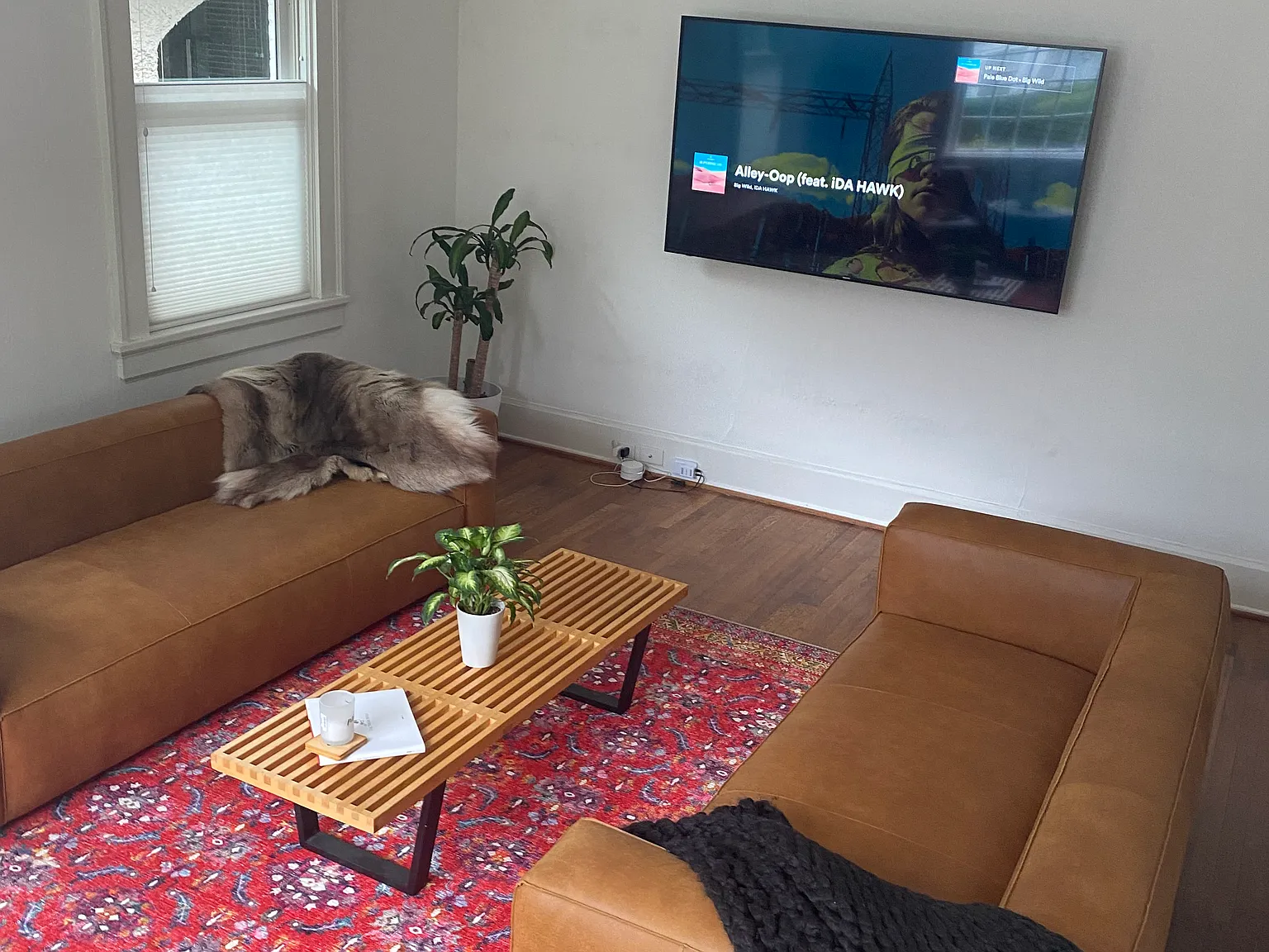 2 bed, 1387 sqft, $3,390 — Photo 3