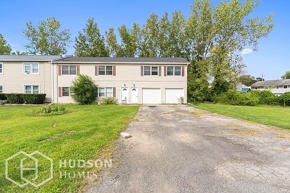 1st image of 16 Williamsburg Dr #2