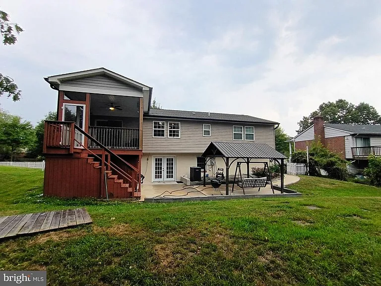 8705 Loughran Rd — Photo 25