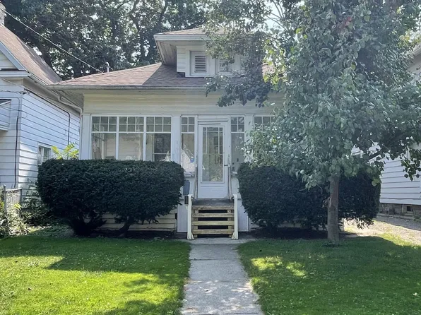 312 Isbell St, Lansing, MI 48910