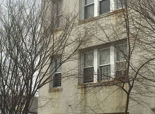 90 Montgomery Ave, Staten Island, NY 10301