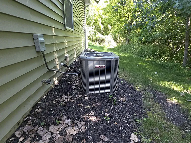 418 W Ellen St — Photo 3