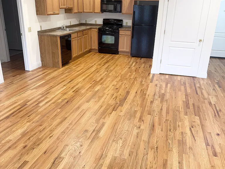323 Union Blvd #3D — Photo 1