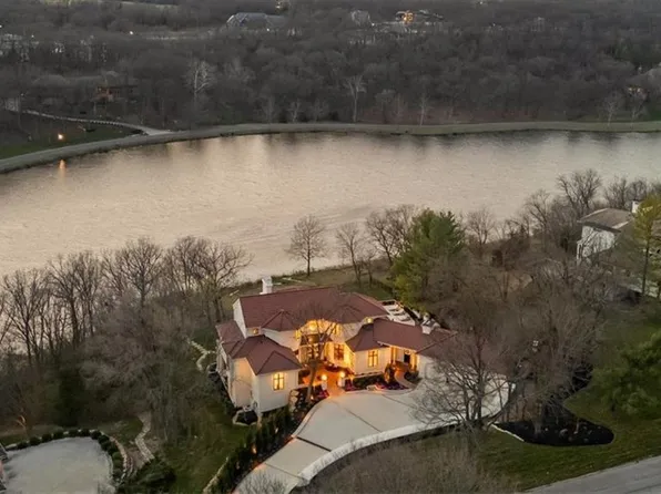 17040 Highland Rdg, Loch Lloyd, MO 64012