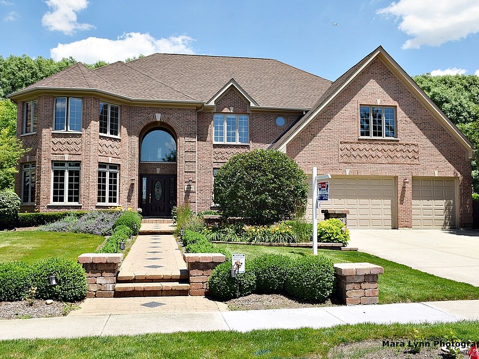 1st image of 4401 Royal Fox Dr