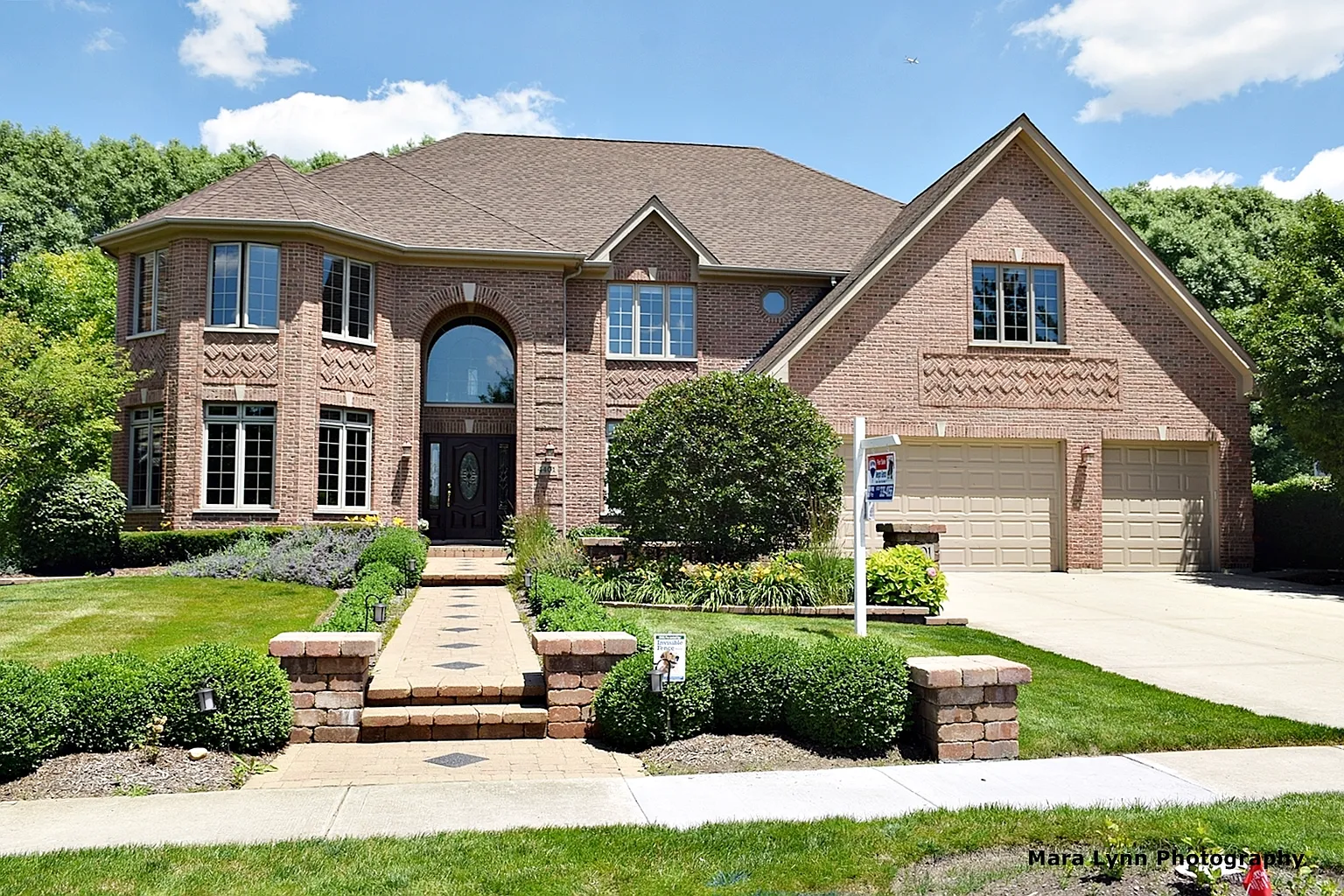 4401 Royal Fox Dr photo 1