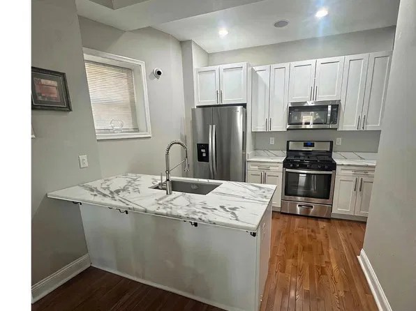 2528 N Ellamont St, Baltimore, MD 21216
