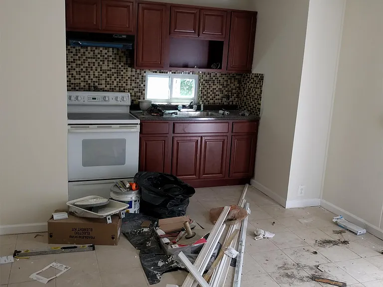 6012 Irving St #2 — Photo 2