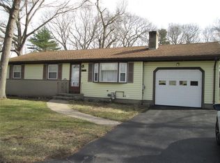 380 Davisville Rd, North Kingstown, RI 02852