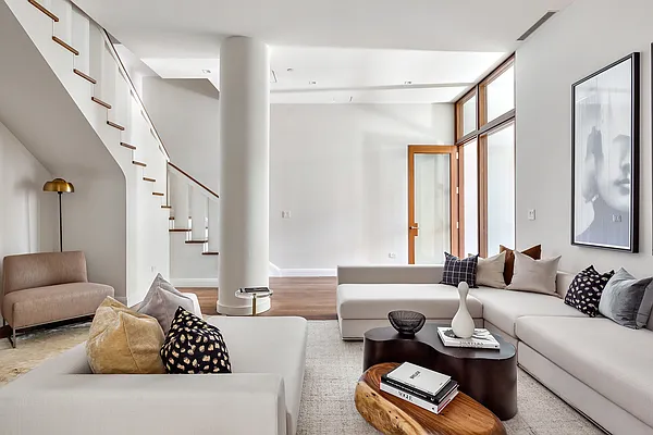 Sold by Compass | media 1