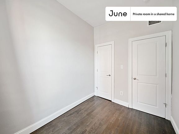 3rd image of 570 Putnam Ave APT 1A