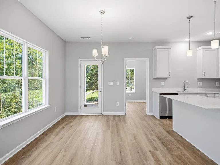 112 Bell Cir #A — Photo 6