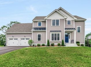 45 Brady Ct, Uxbridge, MA 01569