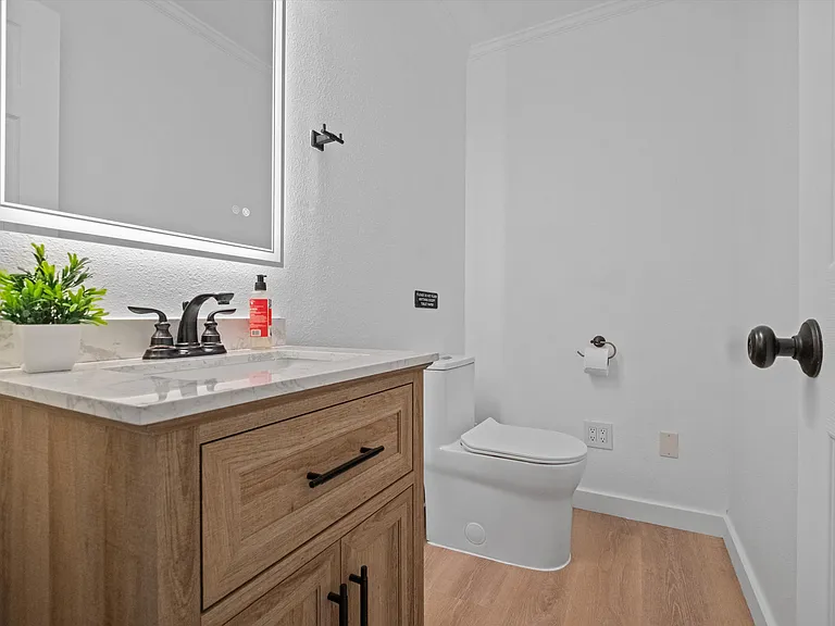 10801 Harvestwood Dr — Photo 23