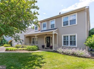 21743 Pinewood Ct, Sterling, VA 20164