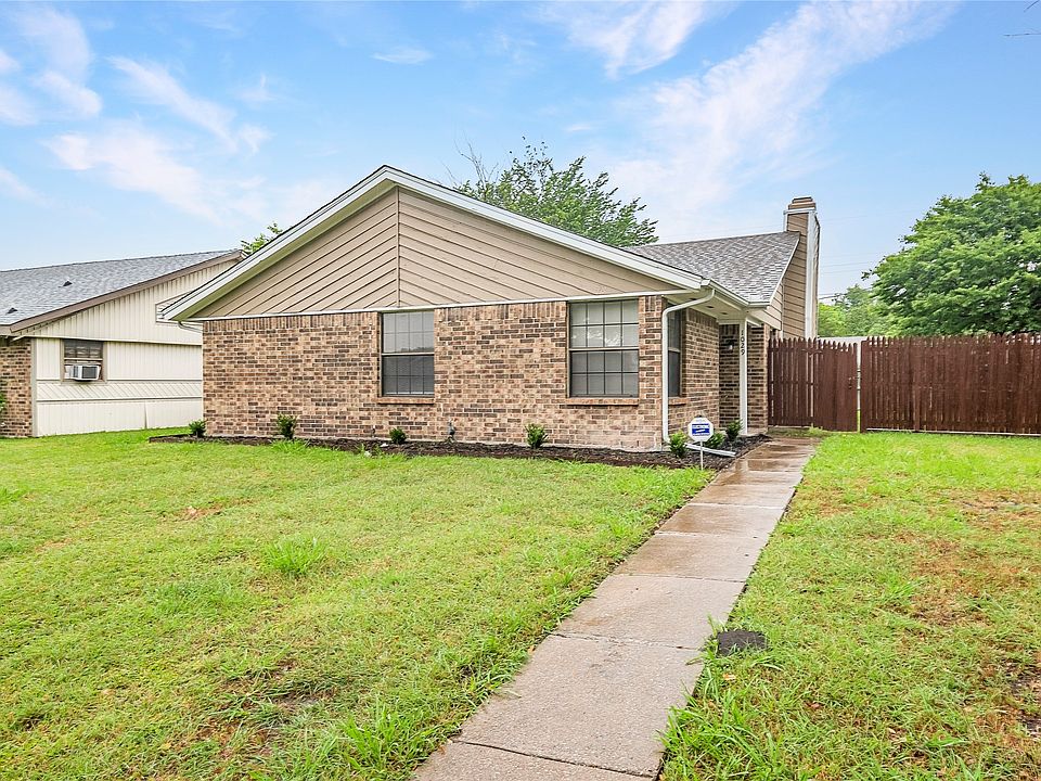 1st image of 1029 Carmody Dr