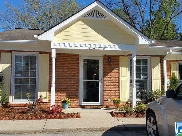 5625 Hunter Brook Ct, Gardendale, AL 35071