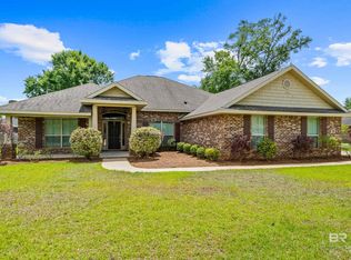 728 Edinburgh Ave, Foley, AL 36535