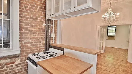 Rented by Park Property Advisors