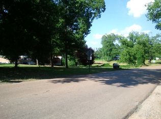 94 Tiffintown Rd, Vicksburg, MS 39180