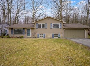 4017 Baymar Dr, Youngstown, OH 44511