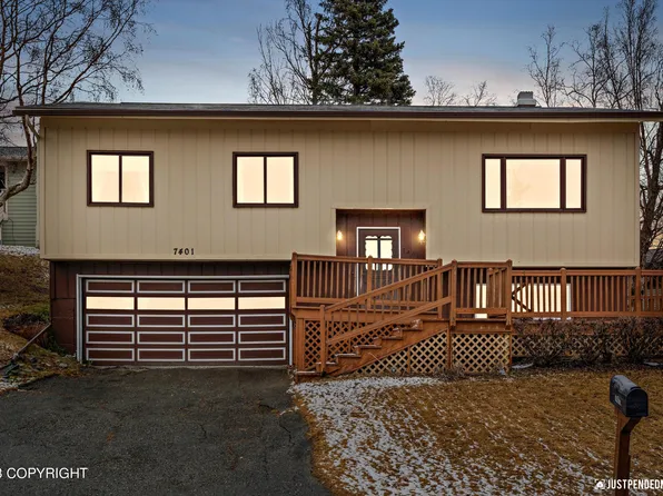7401 Silver Birch Dr, Anchorage, AK 99502