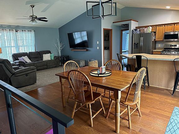 4th image of 18765 Meadowflower Dr
