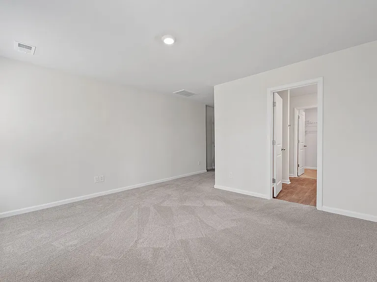 114 Haventree Ct — Photo 14
