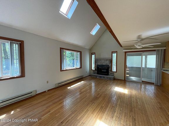 4th image of 97 Burnshaw Ln