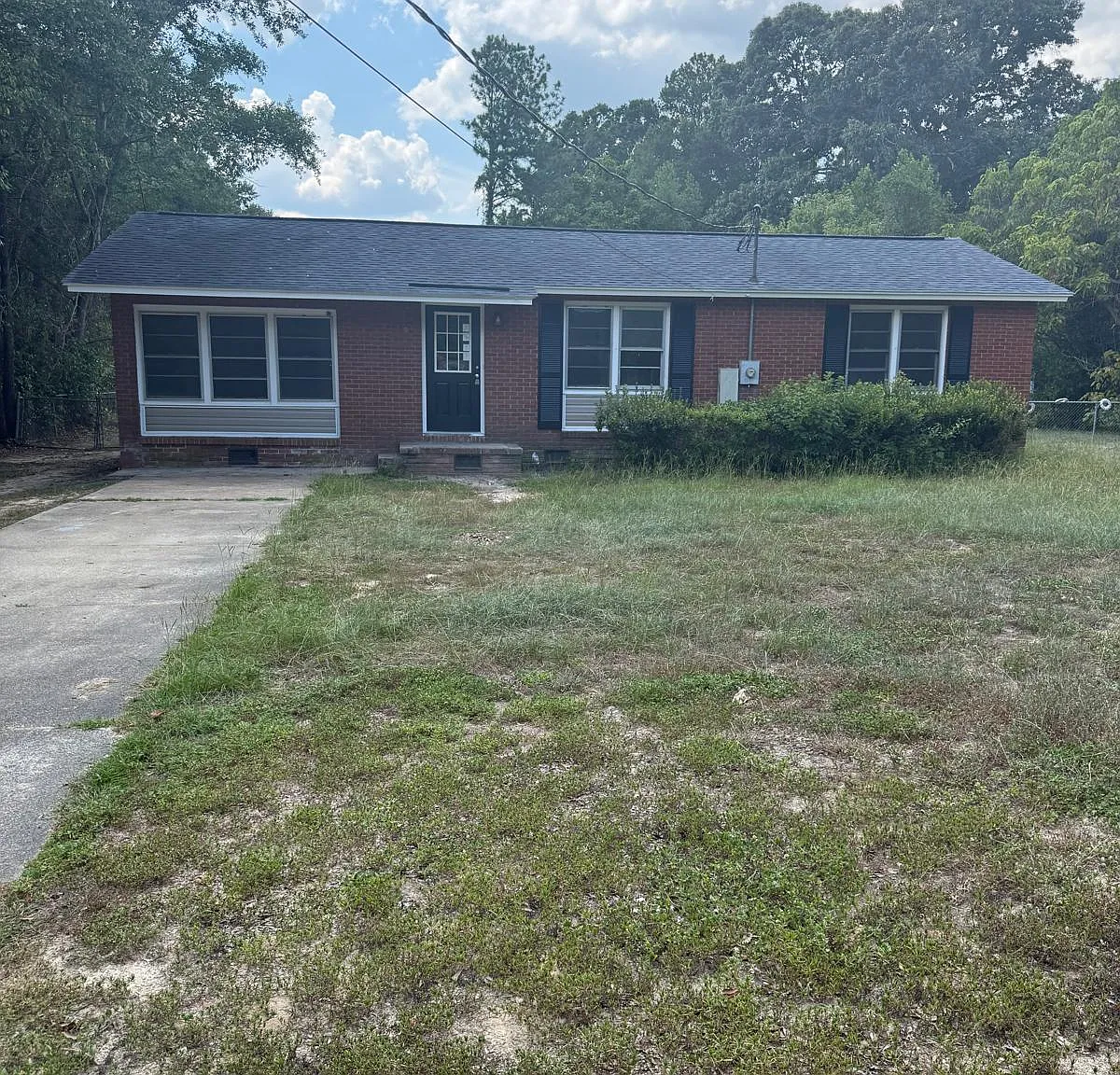 3 bed, 1150 sqft, $1,700 — Photo 1
