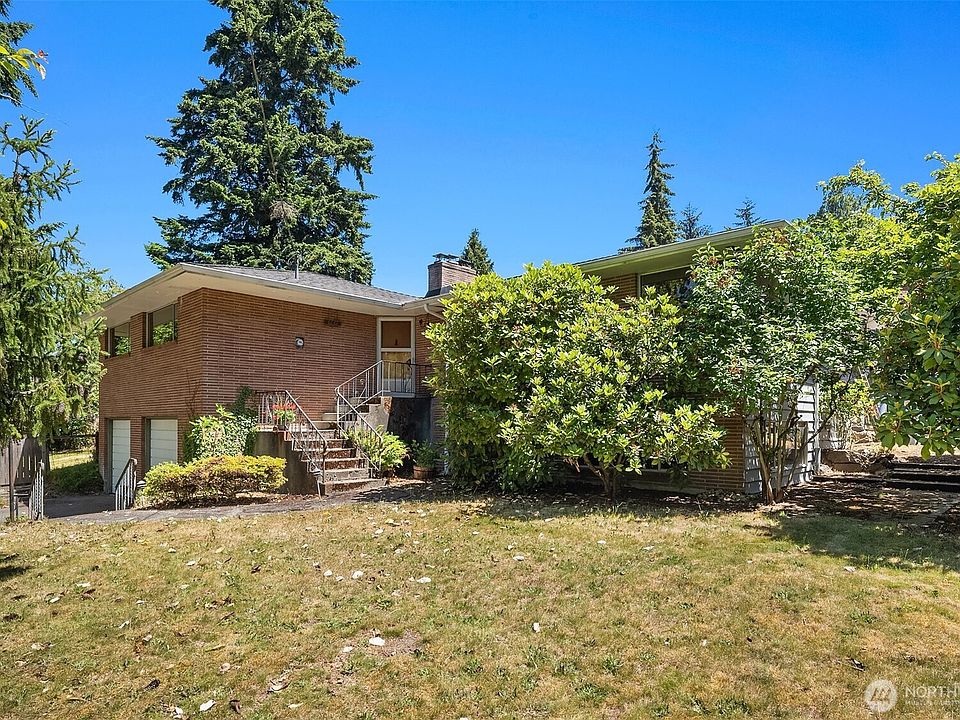1st image of 8725 Maple Lane