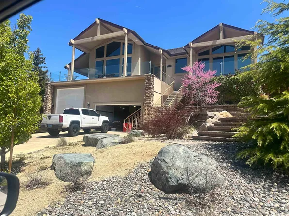 2170 Hunter Lake Dr, Reno, NV 89509