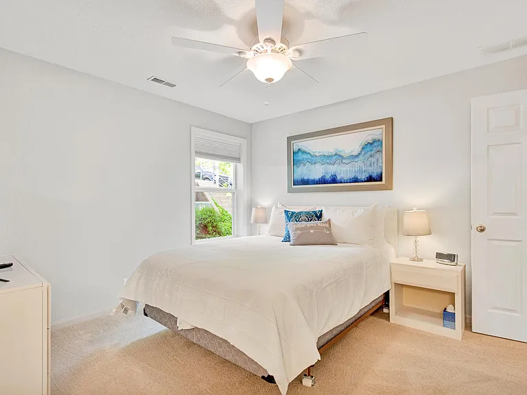404 Regatta Bay Cir #2A — Photo 8
