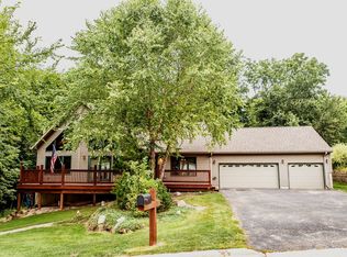 134 Fieldstone Ln, Dixon, IL 61021