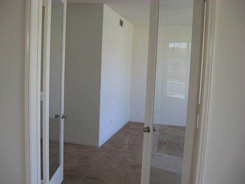 4th image of 525 Lauren Marcella Dr