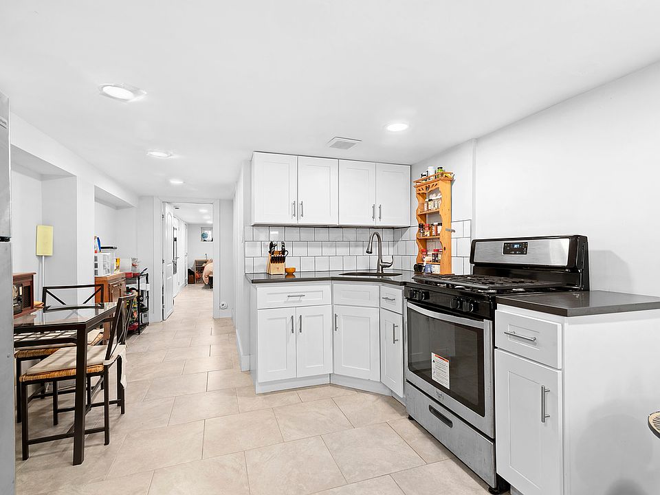 2nd image of 1616 Norman St #1