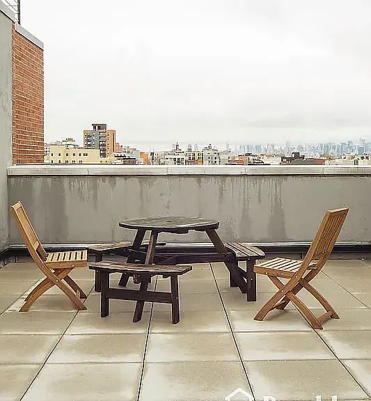 81 Stanhope St #3B — Photo 13