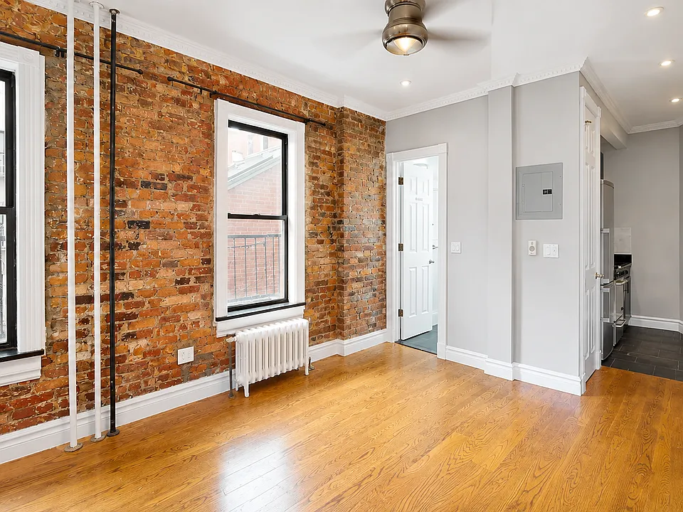 52 Barrow St #1W