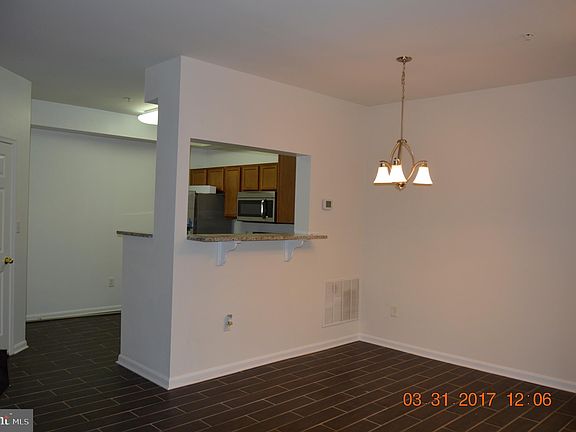 3rd image of 1946 Palonia Ct