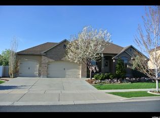 684 W 1950 S, Syracuse, UT 84075